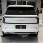 Zeekr 9X– Buy Direct From China – Buy Direct From China | Chinese Electric Car Canada - سيارات كهربائية مباشرة من الصين - Image 4